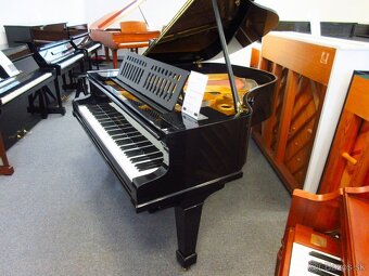 prestížne menšie klavírne krídlo za Super cenu - 3