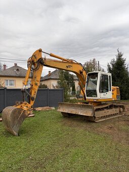 Pasovy bager Liebherr - 3