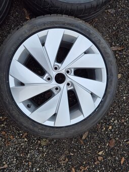 Letní kola Volkswagen Golf 8 R17 Belmont ET51 - 3