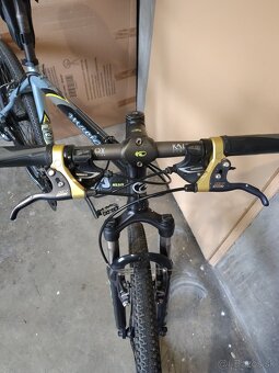 HORSKÝ BICYKEL KELLYS - 3