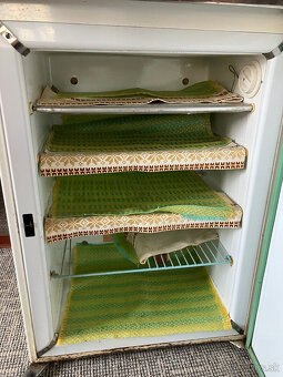 Starožitná chladnička CALEX - 3