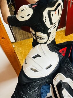 Profi korytnačka leatt 5.5 pro hd - 3