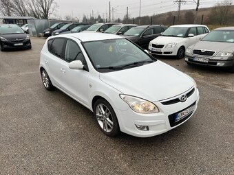 Hyundai i30 1.6 benzín, 84kW, MT/5, rok:08.2007. - 3