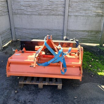 ZAKLADAČ TRÁVNIKA Dabaki STB 125 - 3