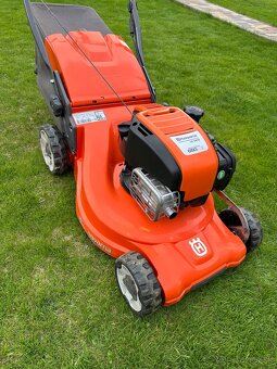 Predám kosačku s pohonom značky Husqvarma - 3