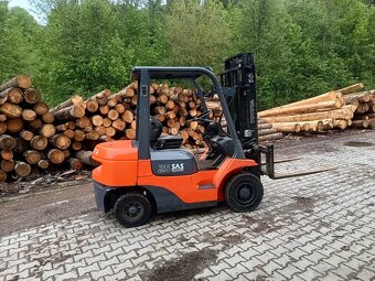 Vysokozdvižný vozík Toyota 7FDF25 - 3
