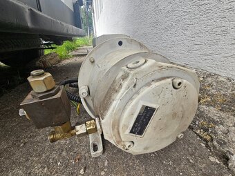 elektromotor Siemens s hydraulickým čerpadlom - 3