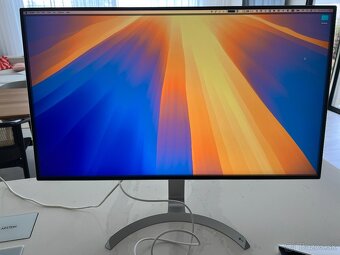 32" LG 32UD99-W (4K monitor) - 3