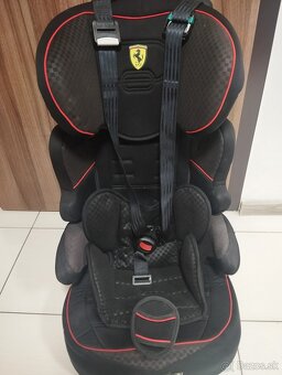 Predám autosedačku do 36 kg Ferrari - 3