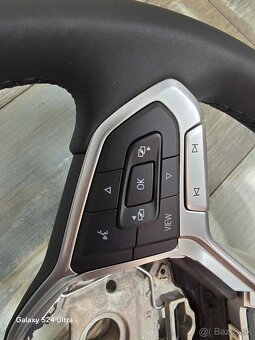 Multifunkcny volant VW Golf 8 - 3