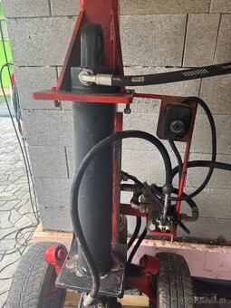 Štiepačka na drevo - 3