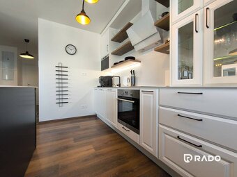 RentHub | Nový | Štýlový byt | Parkovanie | Pod Vinicou | No - 3