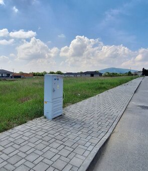 Smolenice - Krásny 509 m2 pozemok pre Váš RD  - 3