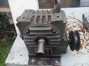 Snekova prevodovka 1:31,5 - 3