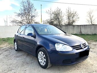 VW Golf 5 - 3