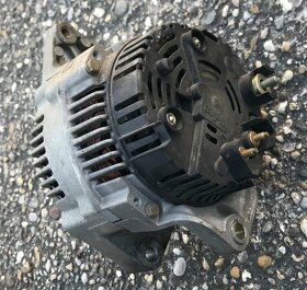 Alternátor Renault valeo - 3