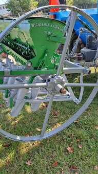 konská sejačka - 3