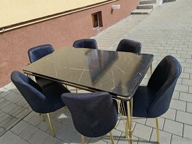 Krásny jedalensky stôl so 6-timi stoličkami - 3