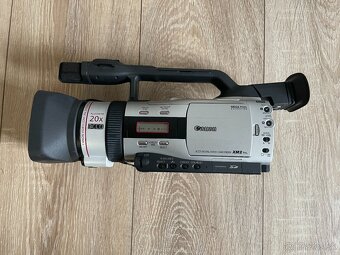 MiniDV kamera Canon XM2 - 3