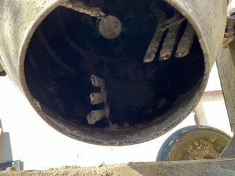 Predam miesacku na beton - 3