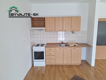 Na prenájom priestranná garsónka v centre mesta – 41 m², Pri - 3