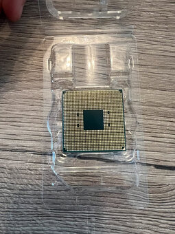 AMD Ryzen 9 5900X - 3