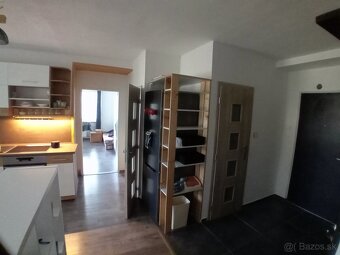 Prenájom 2i byt, ul. Trieda SNP, centrum, Banská Bystrica. - 3
