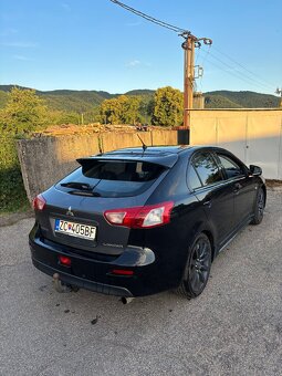Mitsubishi lancer 2009 - 3
