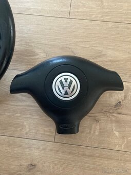 Volant Golf 4 - 3