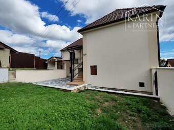 Kompletne zrekonštruovaný dvojpodlažný dom 8 km od Lučenca - 3