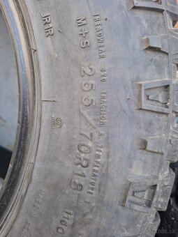 Goodyear wrangler 255/70R18 - 3