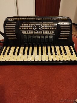 Predám akordeón. - 3