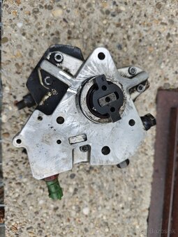 Volvo D5 palivové čerpadlo - 3