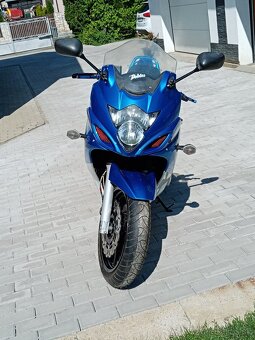 Suzuki gsx650f - 3