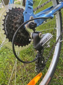Dámsky trekový bicykel AUTHOR . - 3