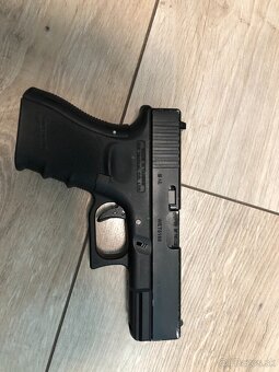 Predám WE airsoft pištoľ GBB EU19 Gen. 4 Green Gas Čierna - 3
