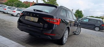 Škoda Superb Combi 2.0 TDI SCR Style 4x4 DSG Možný Leasing - 3