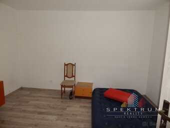 SPEKTRUM REALITY- Na Predaj 4- izbový rodinný dom s pozemkom - 3