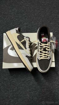 Nike Travis Scott Air Jordan 1 Low OG "Reverse Mocha" - 3