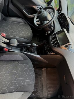 Peugeot 2008 - 3