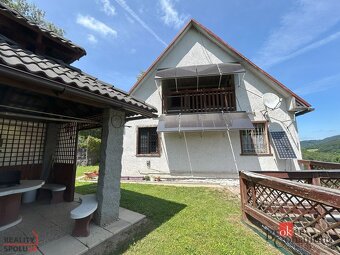 NA PREDAJ / Murovaný rodinný dom sa samote pri Ružíne - Veľk - 3