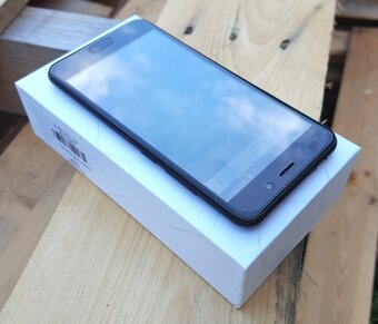 Predám 5,2 palcový 4G LTE Smartfon DUAL SIM Fot.SONY . - 3