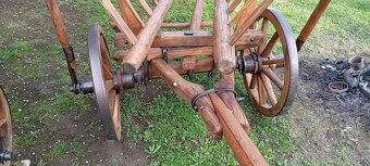 Starý drevený konský voz - rebriňak - 3