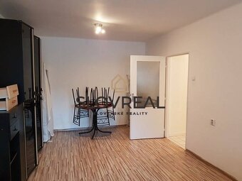 SLOVREAL - PREDAJ 2 IZBOVÝ BYT HANDLOVÁ - 3