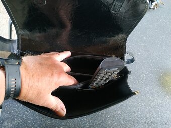 Dámska kabelka. - 3