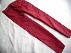 Desigual pánske chino nohavice bordovo červené L-XL - 3