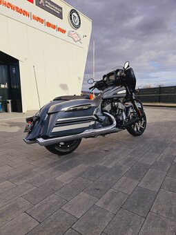 INDIAN CHIEFTAIN DARK HORSE - 3