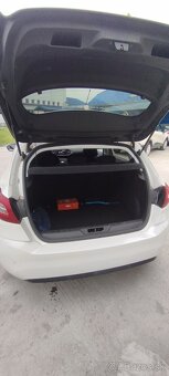 Peugeot 308 - 3