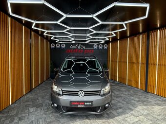 Volkswagen Touran 2.0 TDI Premium Comfortline - 3