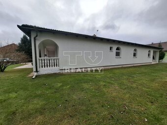 Štýlovo zariadený rodinný dom s veľkým pozemkom ... - 3